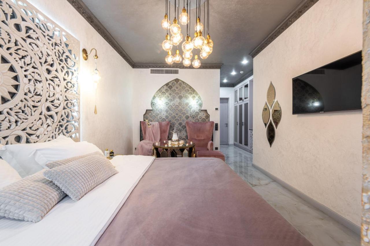 Mr Grey Boutique Hotel Одеса Екстериор снимка