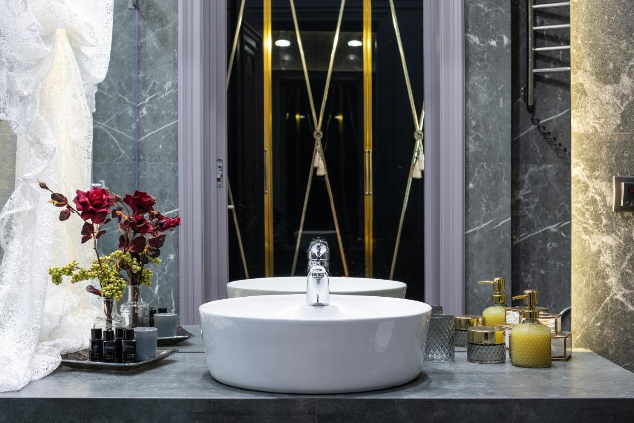 Mr Grey Boutique Hotel Одеса Екстериор снимка