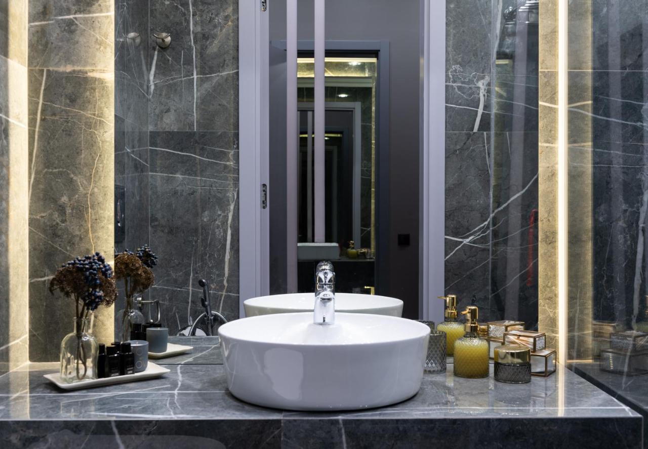 Mr Grey Boutique Hotel Одеса Екстериор снимка