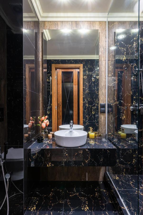 Mr Grey Boutique Hotel Одеса Екстериор снимка