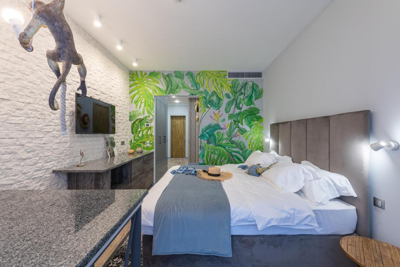 Mr Grey Boutique Hotel Одеса Екстериор снимка