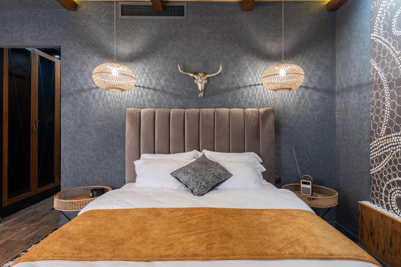 Mr Grey Boutique Hotel Одеса Екстериор снимка