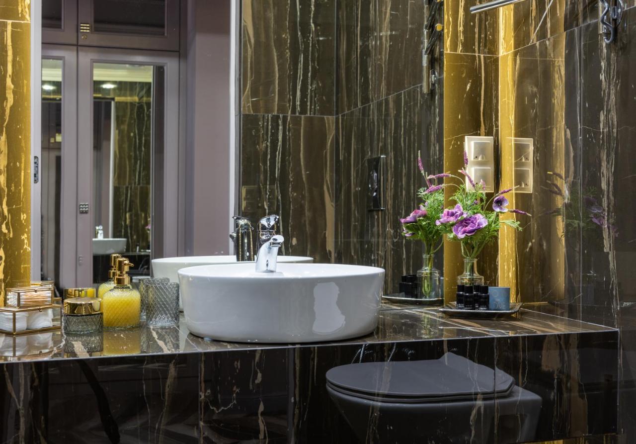 Mr Grey Boutique Hotel Одеса Екстериор снимка