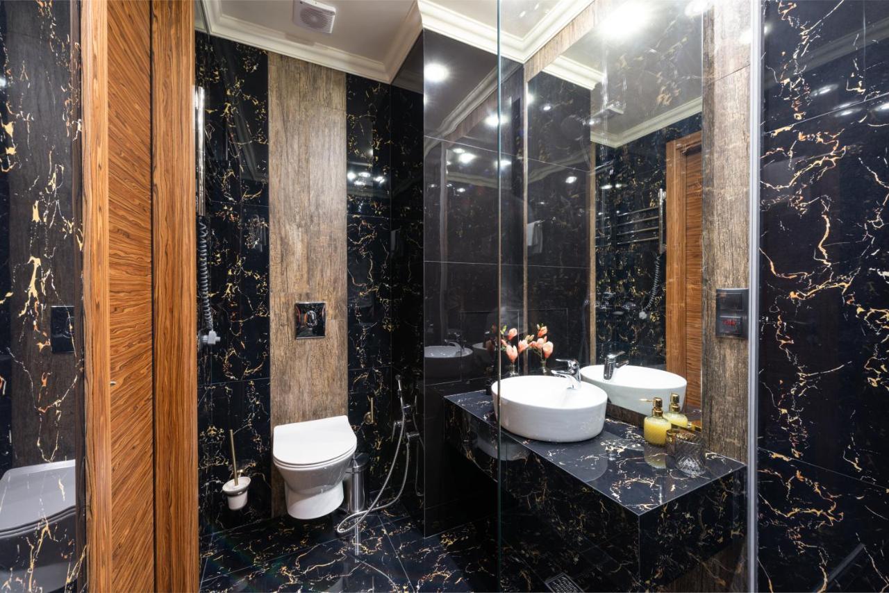 Mr Grey Boutique Hotel Одеса Екстериор снимка